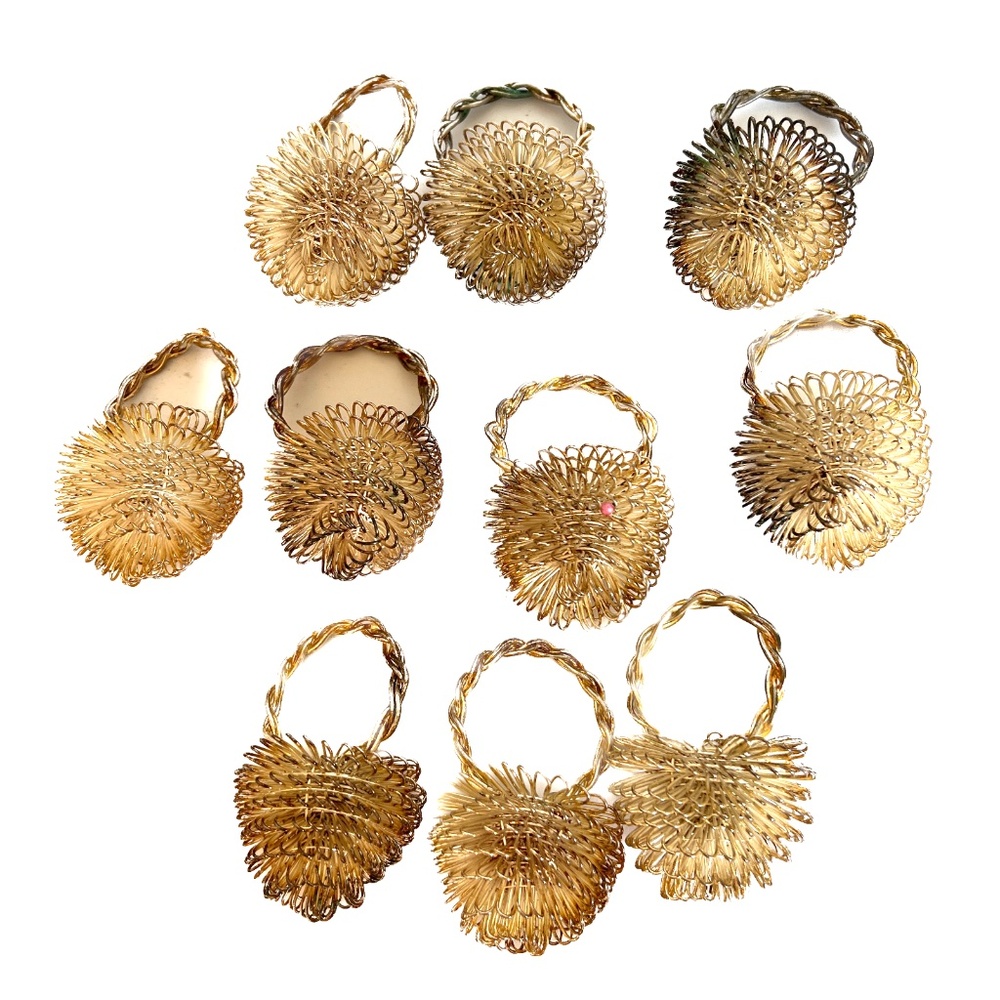 Set 10 Napkin Rings Gold Tone Flower Aster Holiday Christmas Granny Core 3" Long